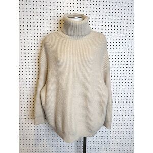 In Loom | Oversized Fit Cozy Cream Turtleneck Chunky Knit Sweater S/M